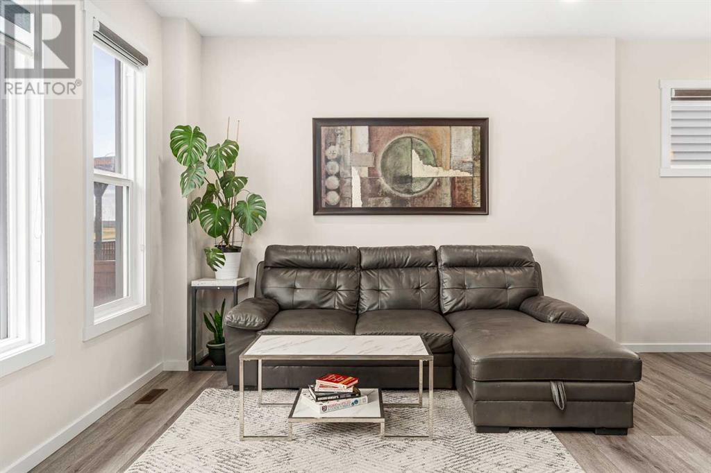 Single Family House for Sale in  Creekstone Way SW Pine Creek Calgary 