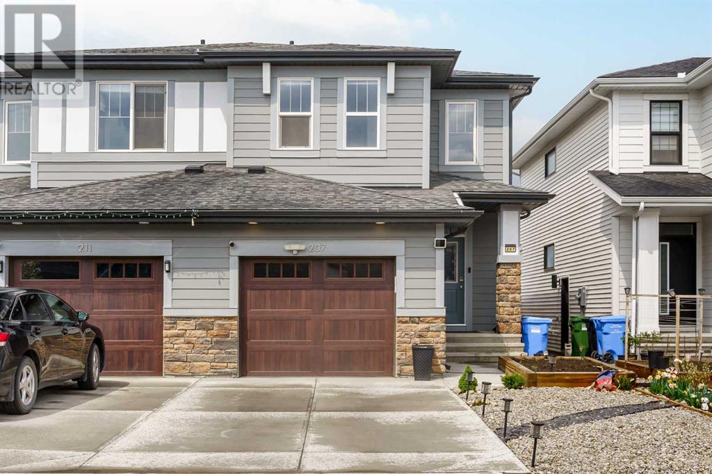 207 Creekstone Way SW, Calgary, Alberta