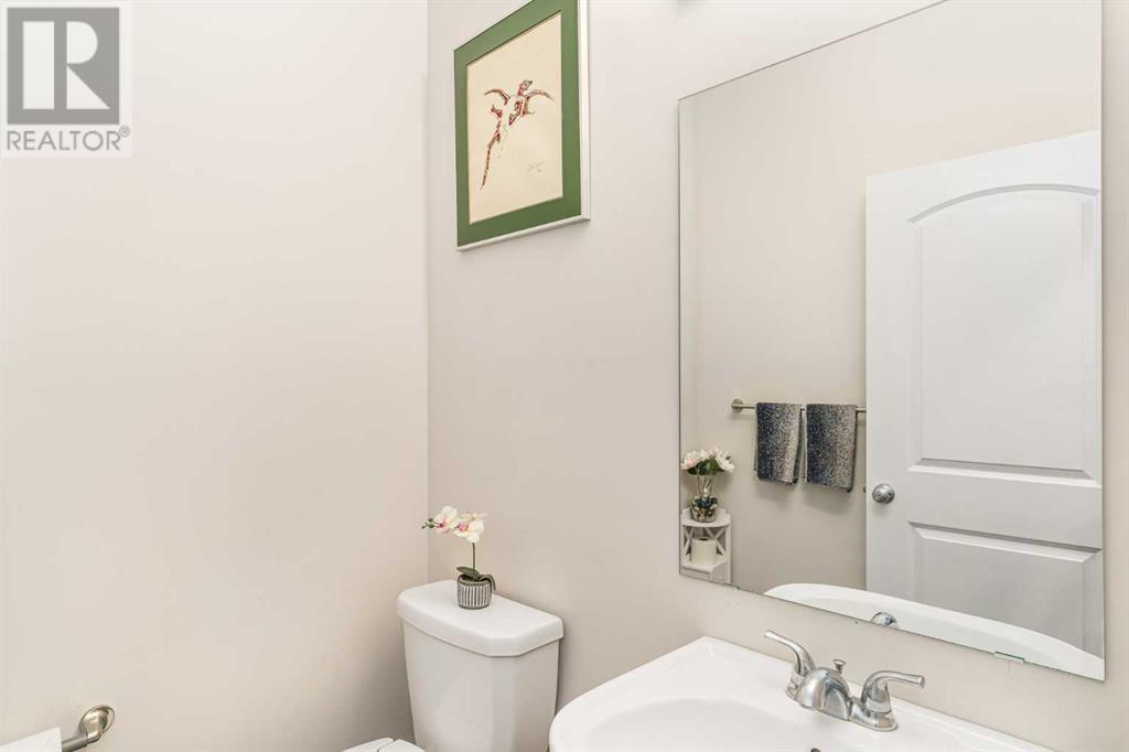 Single Family House for Sale in  Creekstone Way SW Pine Creek Calgary 