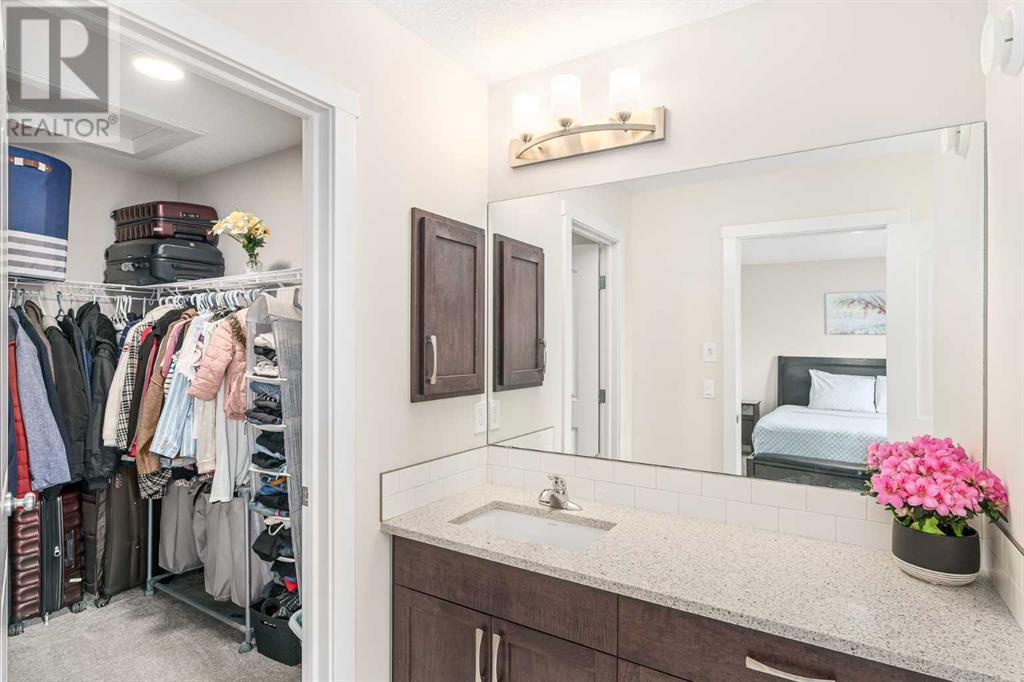 Single Family House for Sale in  Creekstone Way SW Pine Creek Calgary 