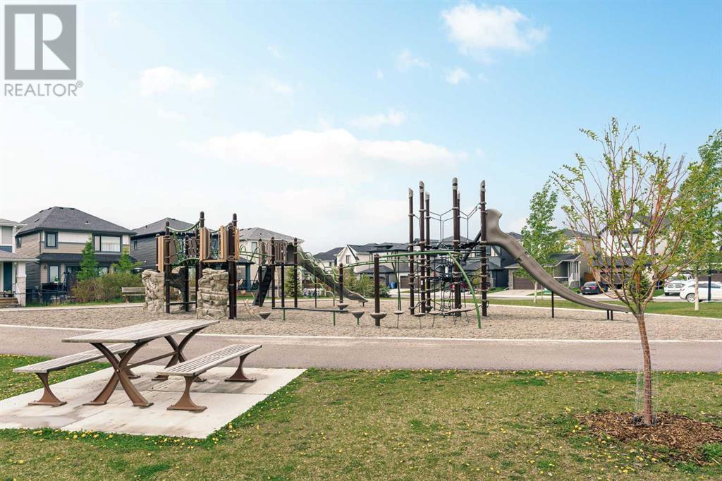 Single Family House for Sale in  Creekstone Way SW Pine Creek Calgary 