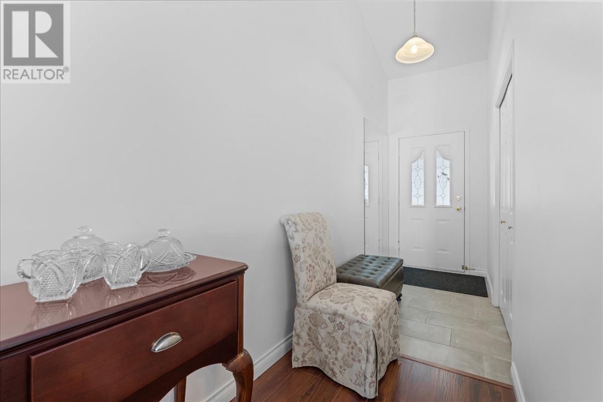 201 4470 Ponderosa Drive, Peachland