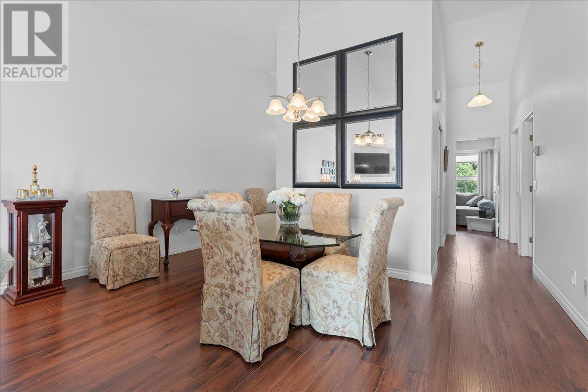 201 4470 Ponderosa Drive, Peachland