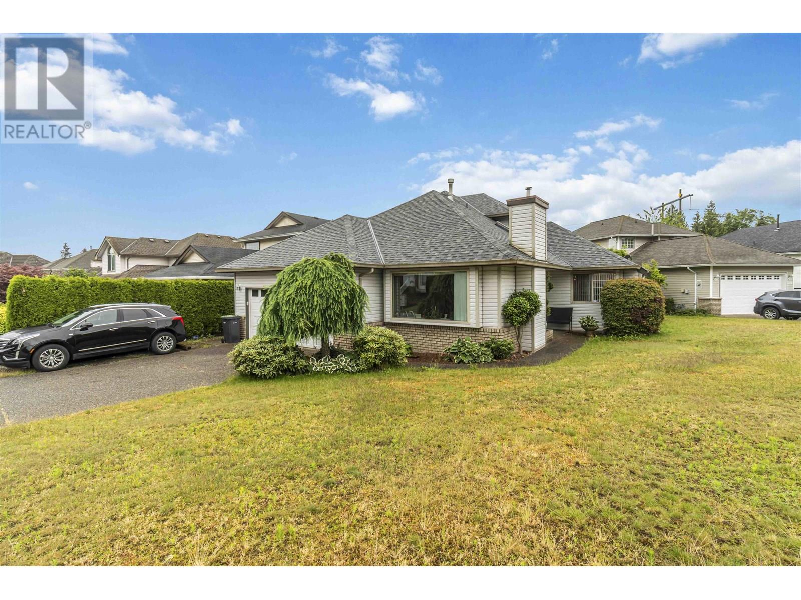1372 OXFORD STREET, Coquitlam