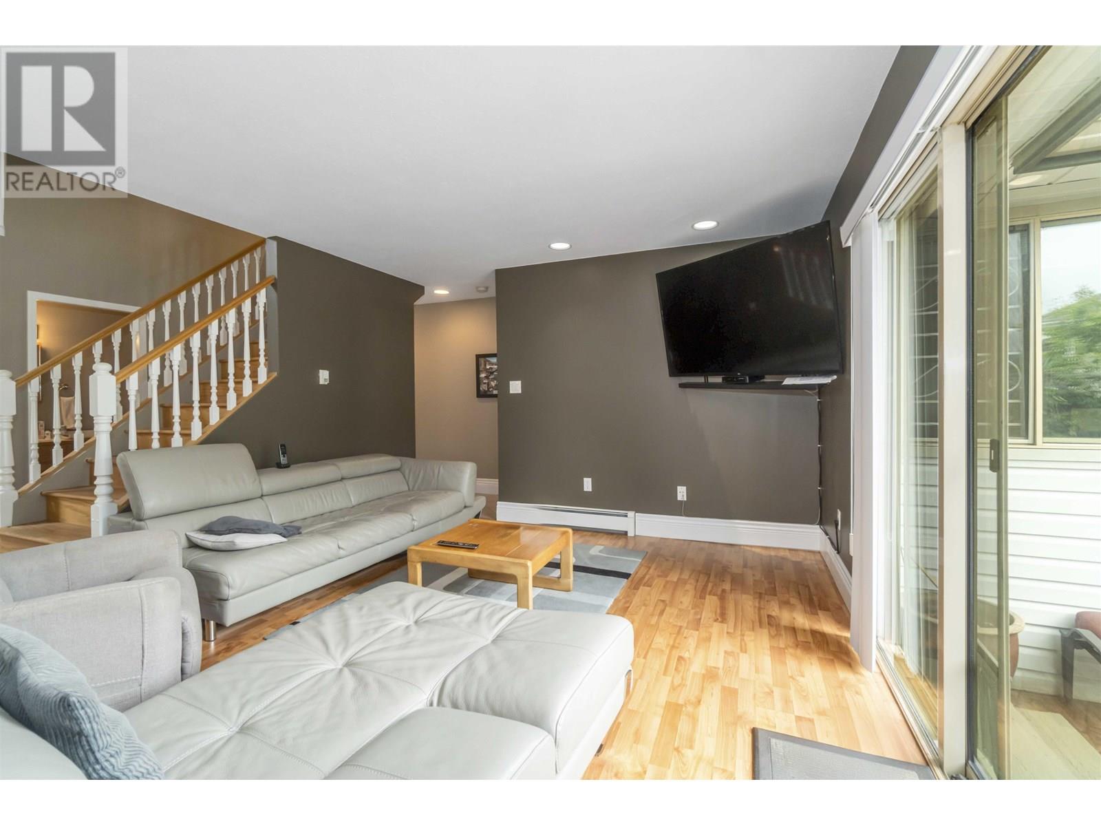 1372 OXFORD STREET, Coquitlam
