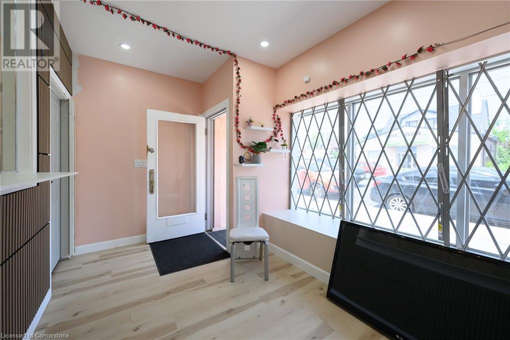 Photo 12 of 422 428 Concession Street, Hamilton ON