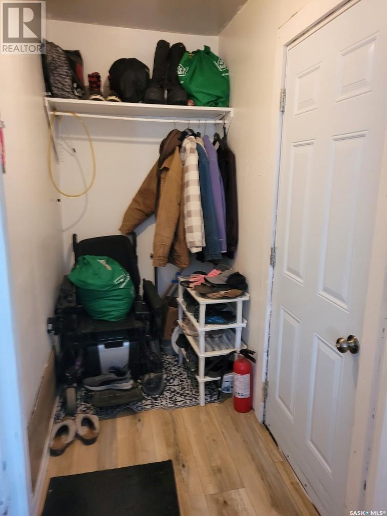 Photo 19 of 237 2nd Street Nw, Wadena SK