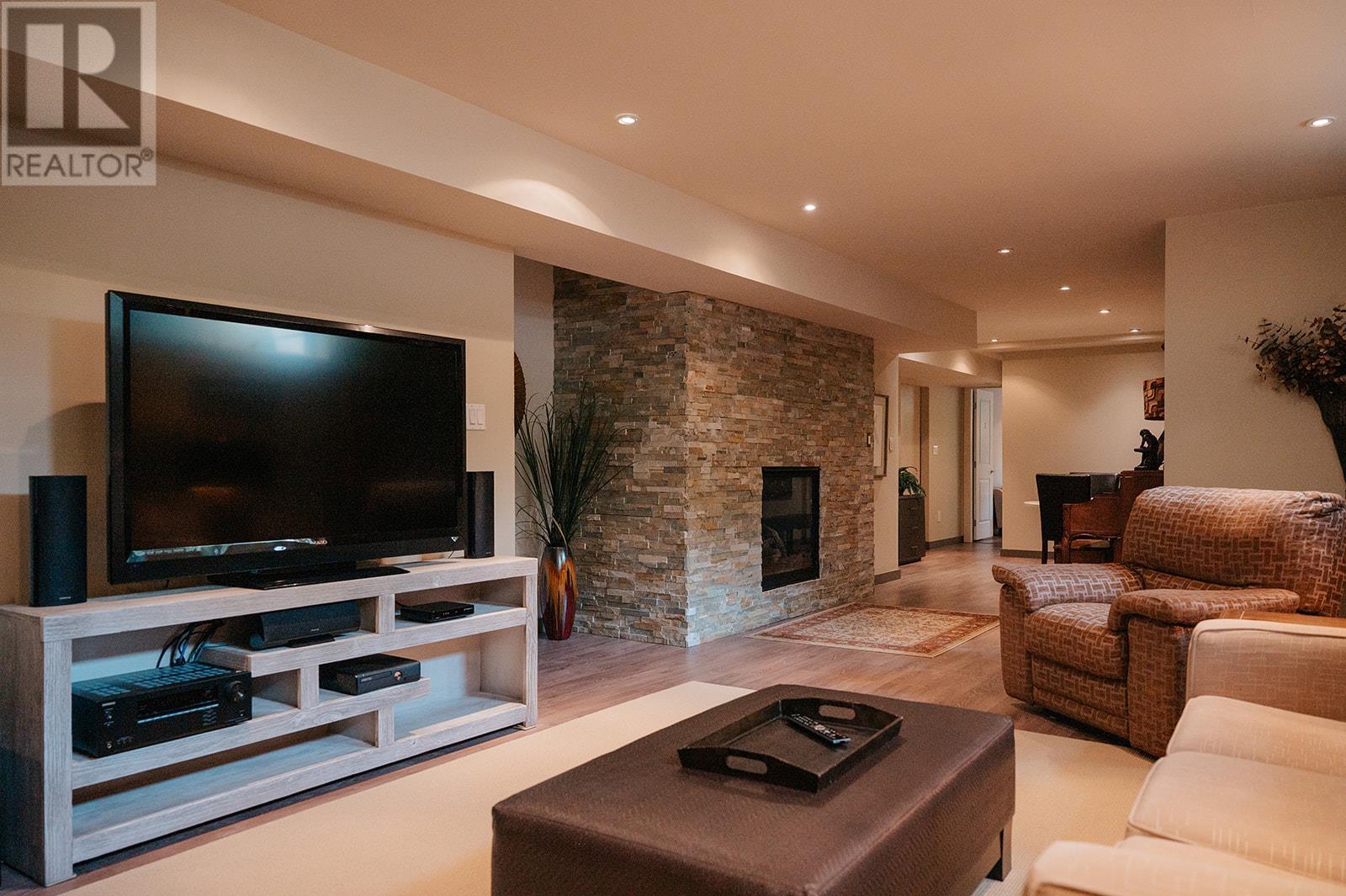 Photo 16 of 2150 28 Street Ne, Salmon Arm BC