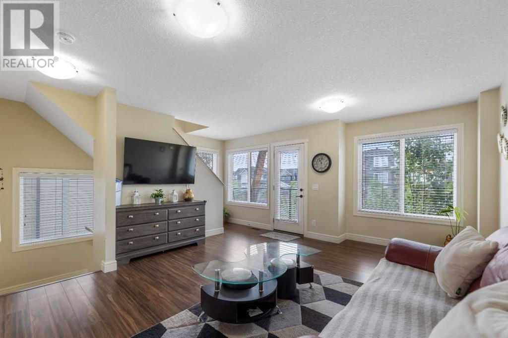 572 SAVANNA BOULEVARD NE - Image 15