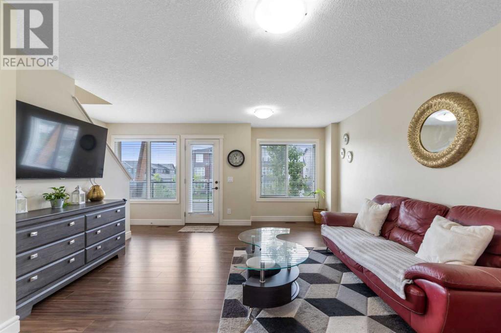 572 SAVANNA BOULEVARD NE - Image 12