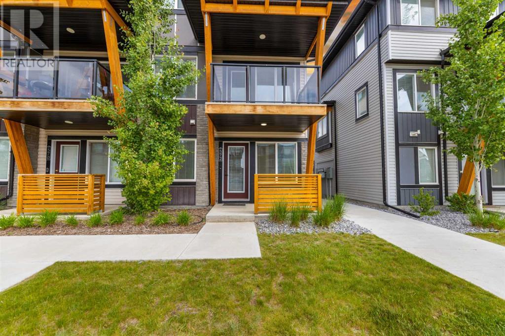 572 SAVANNA BOULEVARD NE - Image 32