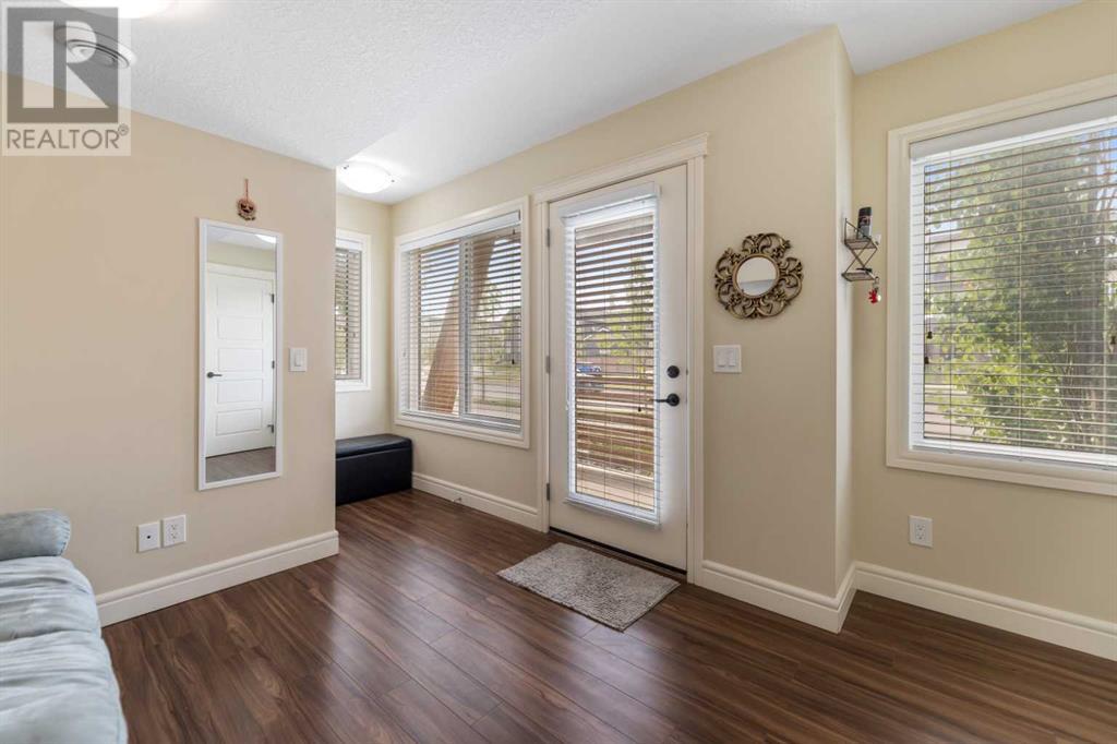 572 SAVANNA BOULEVARD NE - Image 3