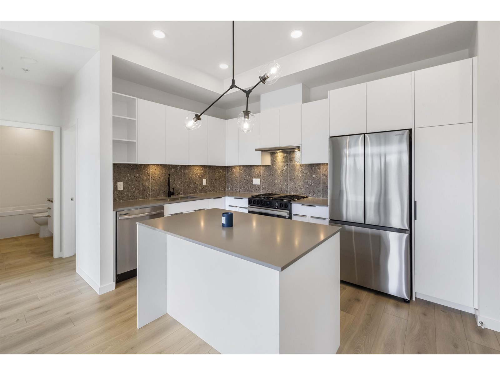 Photo 11 of 615 7936 206 Street, Langley BC