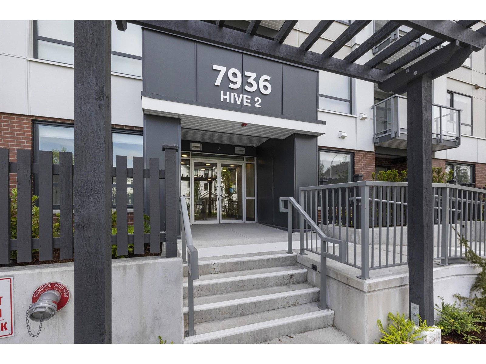 Photo 2 of 615 7936 206 Street, Langley BC