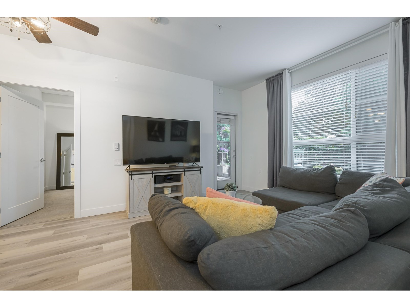 Photo 11 of 118 20829 77 A Avenue, Langley BC