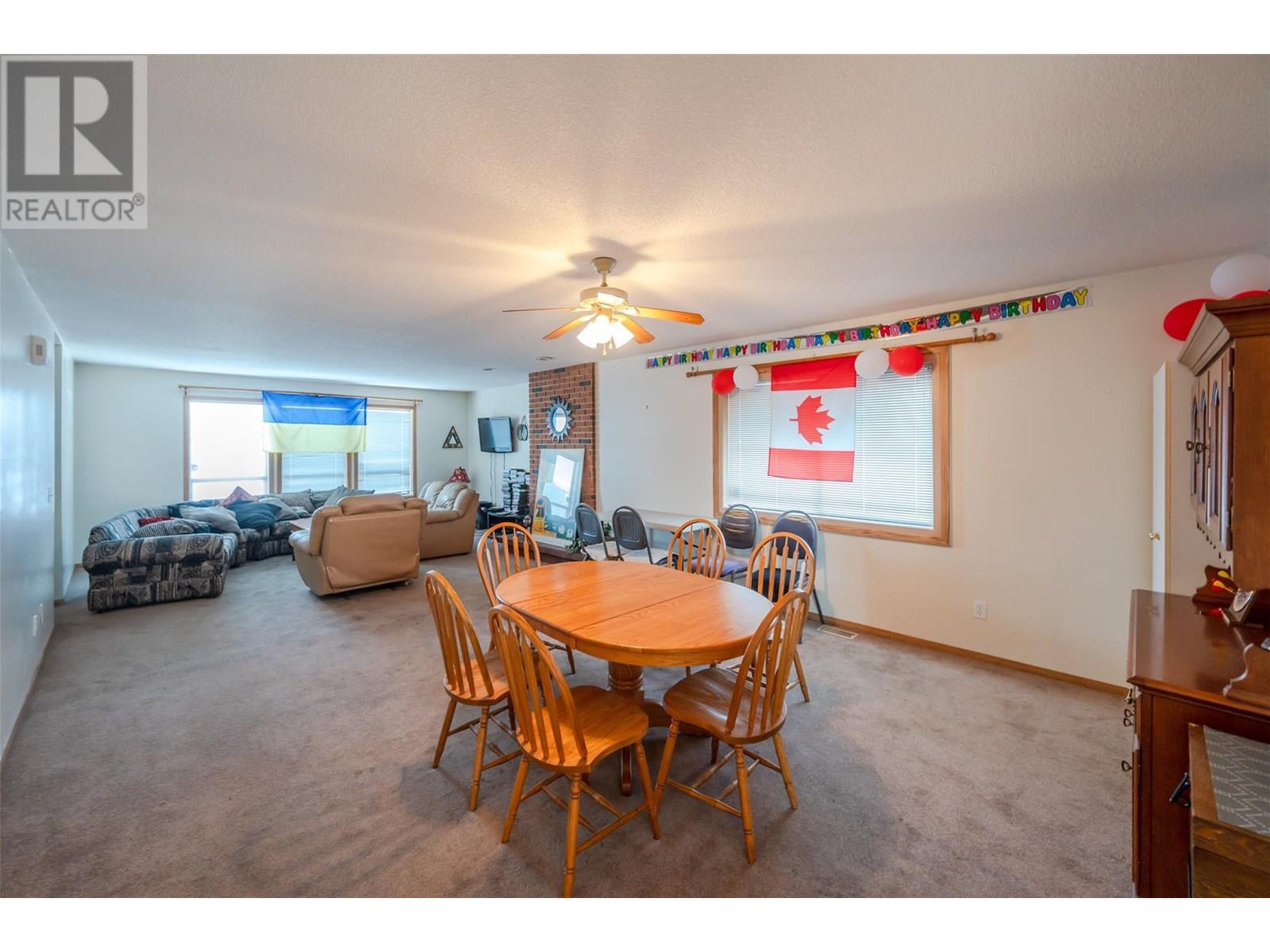  6006 Maple Drive, Osoyoos