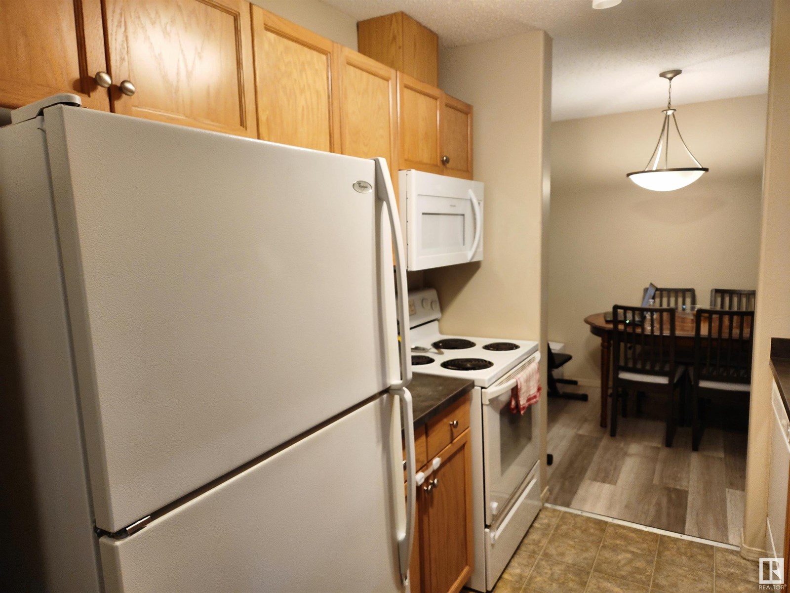 Photo 14 of 125 2098 Blackmud Creek Dr Sw, Edmonton AB