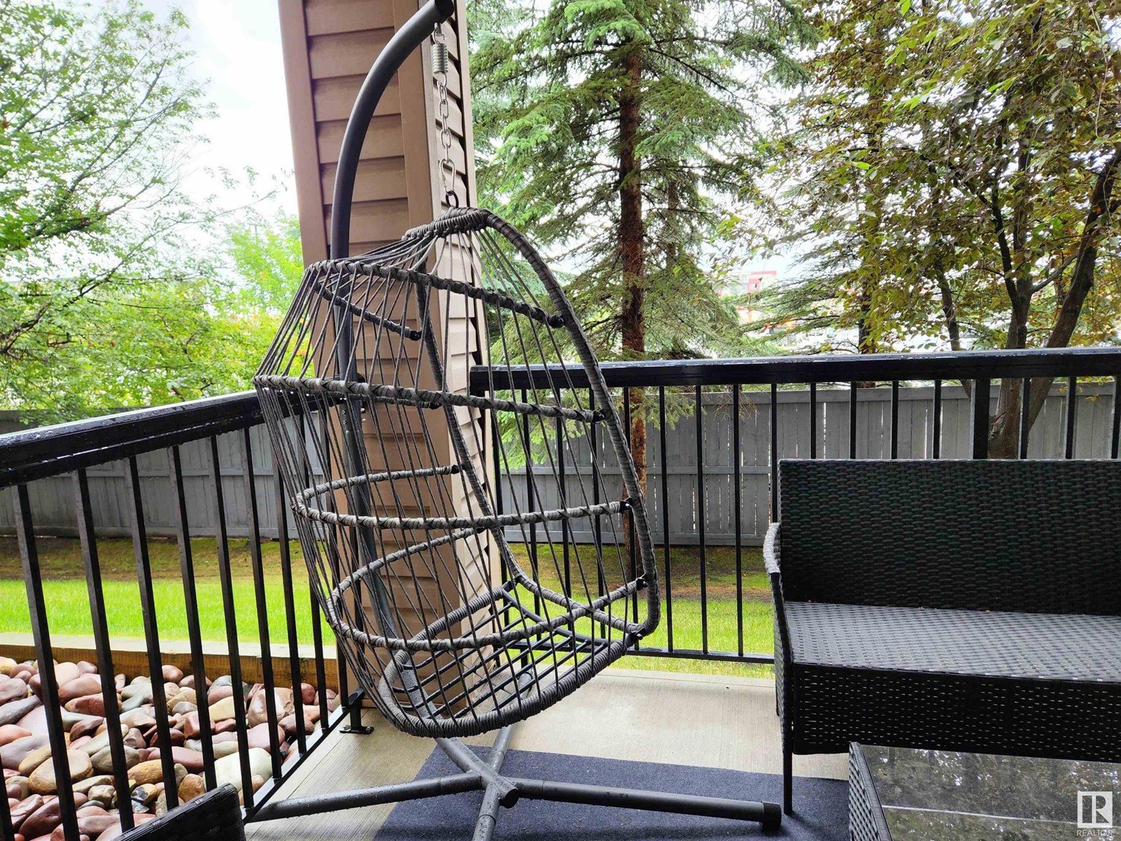 Photo 12 of 125 2098 Blackmud Creek Dr Sw, Edmonton AB