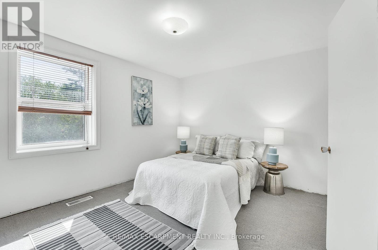 Photo 9 of 483 Harvest Road, Hamilton ON
