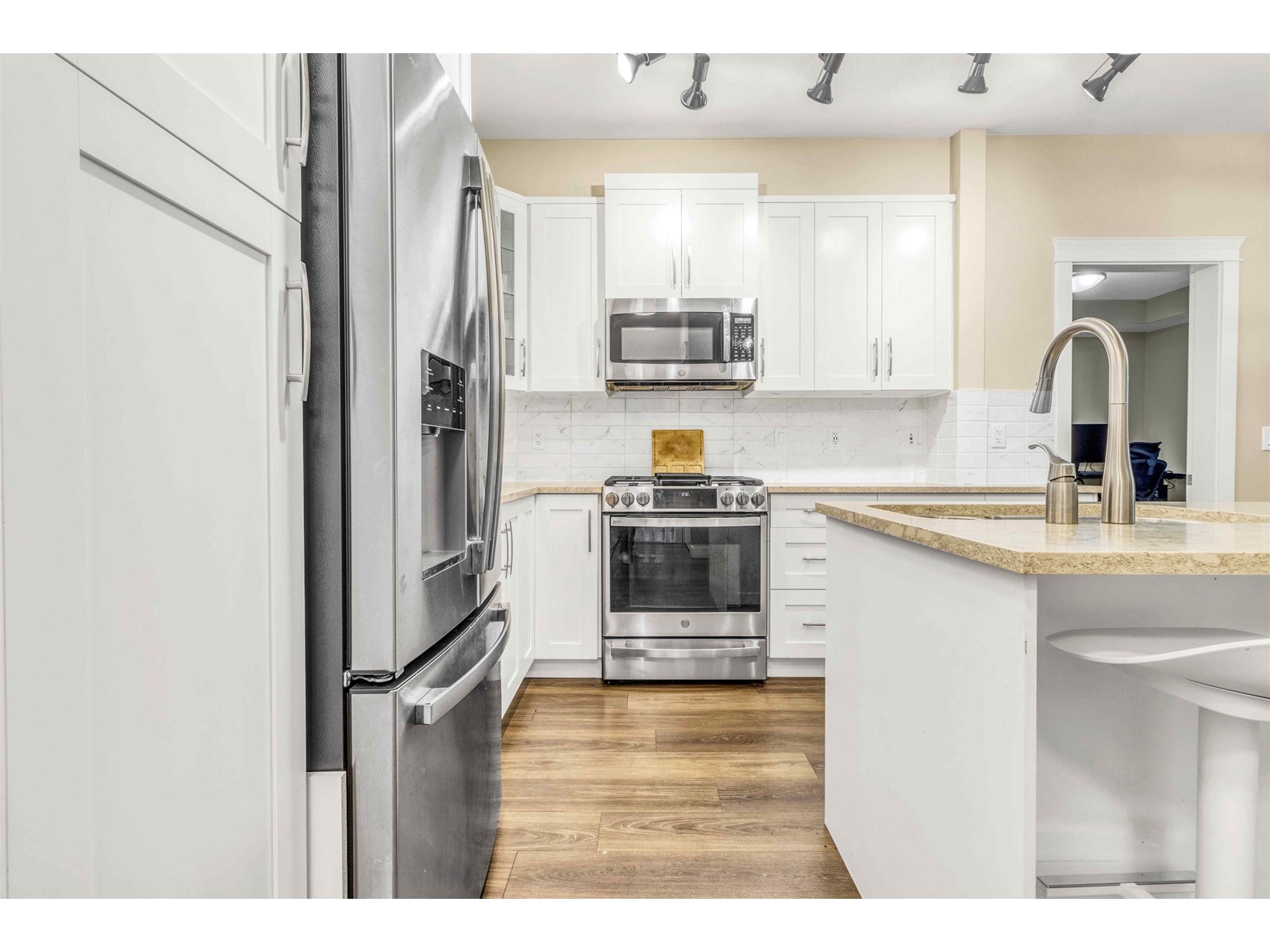 Photo 7 of 108 11077 Ravine Road, Surrey BC