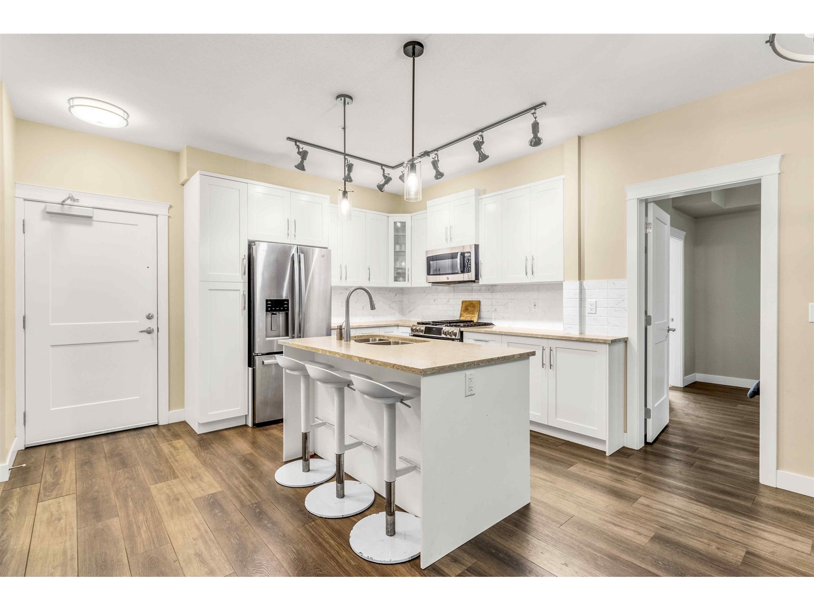 Photo 4 of 108 11077 Ravine Road, Surrey BC