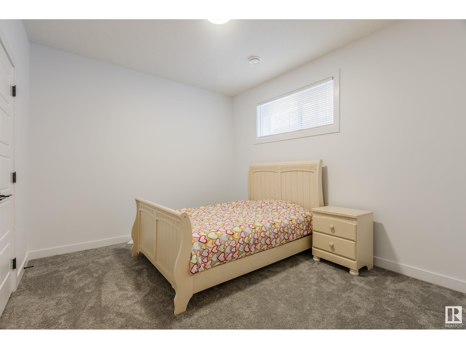 Photo 31 of 10511 106 Av, Morinville AB