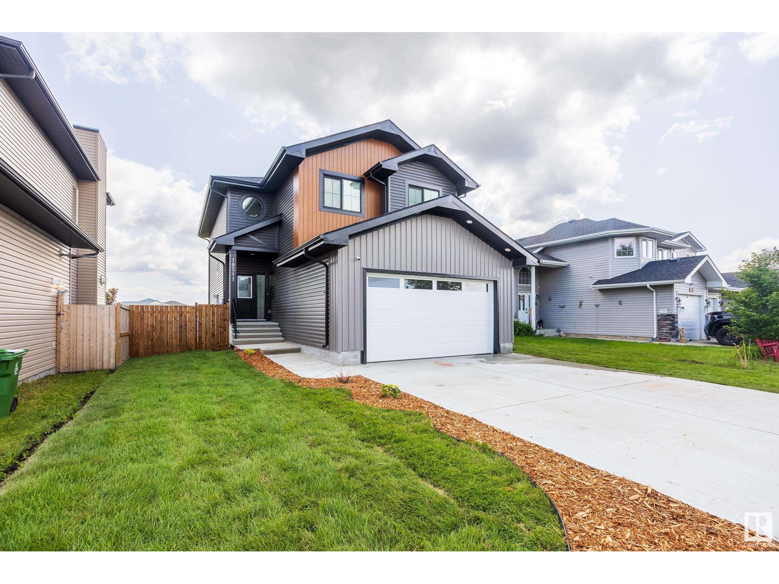 Photo 38 of 10511 106 Av, Morinville AB