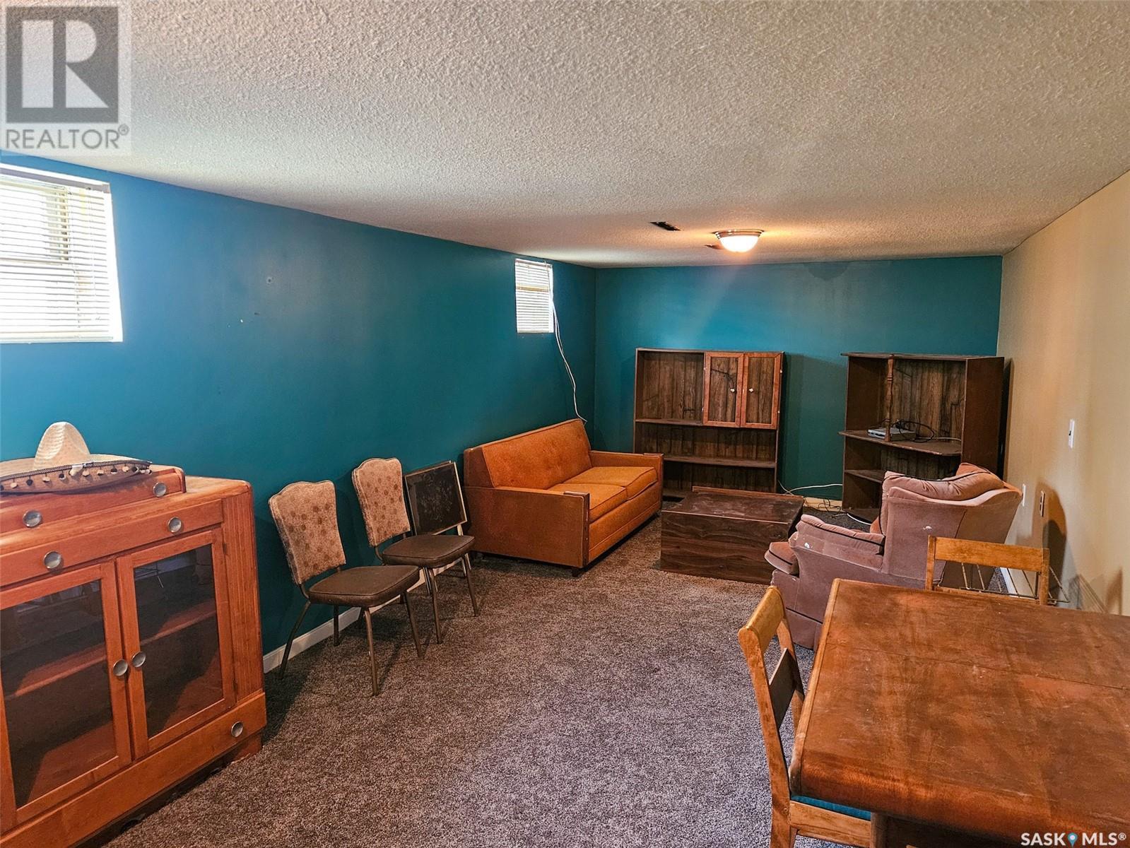 Single Family House Bungalow for Sale in  th AVENUE NW Swift Current 