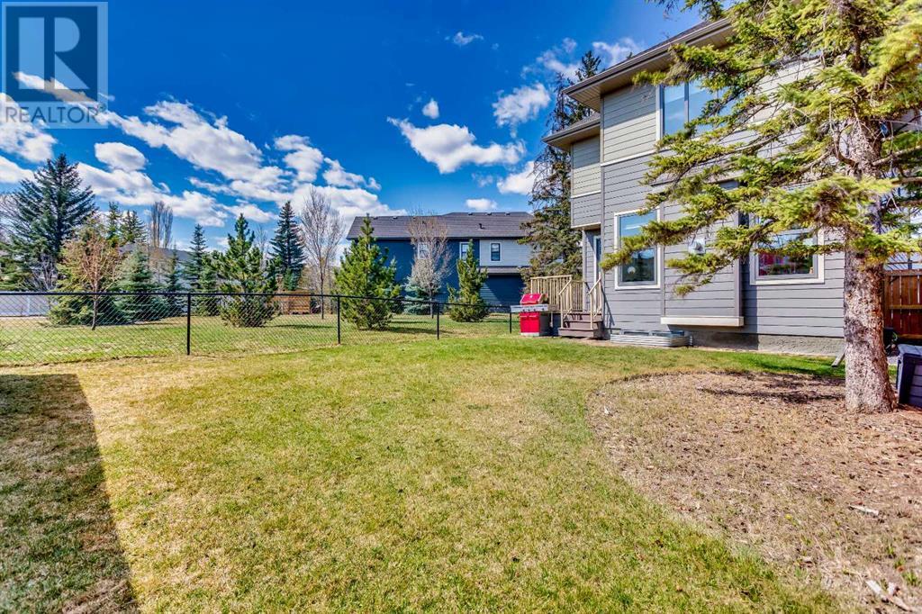 Single Family House for Sale in  Shawnee Green SW Shawnee Slopes Calgary 