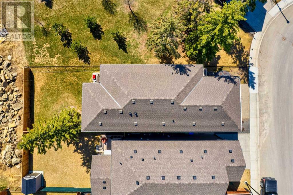 Single Family House for Sale in  Shawnee Green SW Shawnee Slopes Calgary 