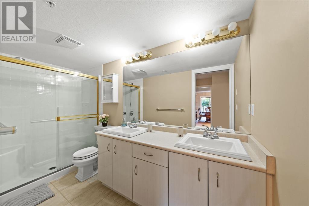 Photo 2 of 101 988 W 54th Avenue, Vancouver BC