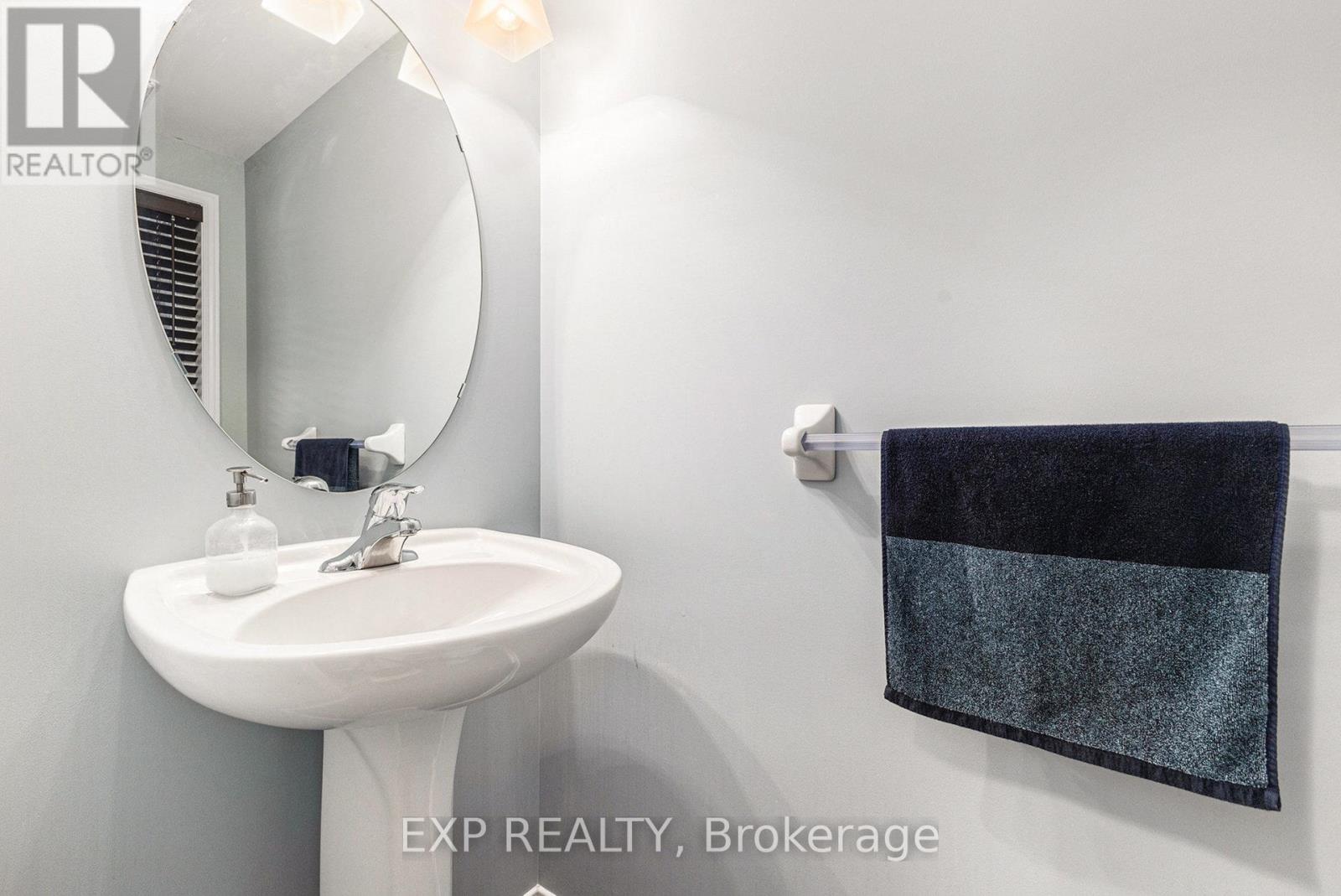 Photo 26 of 407 Heathrow Private, Ottawa ON
