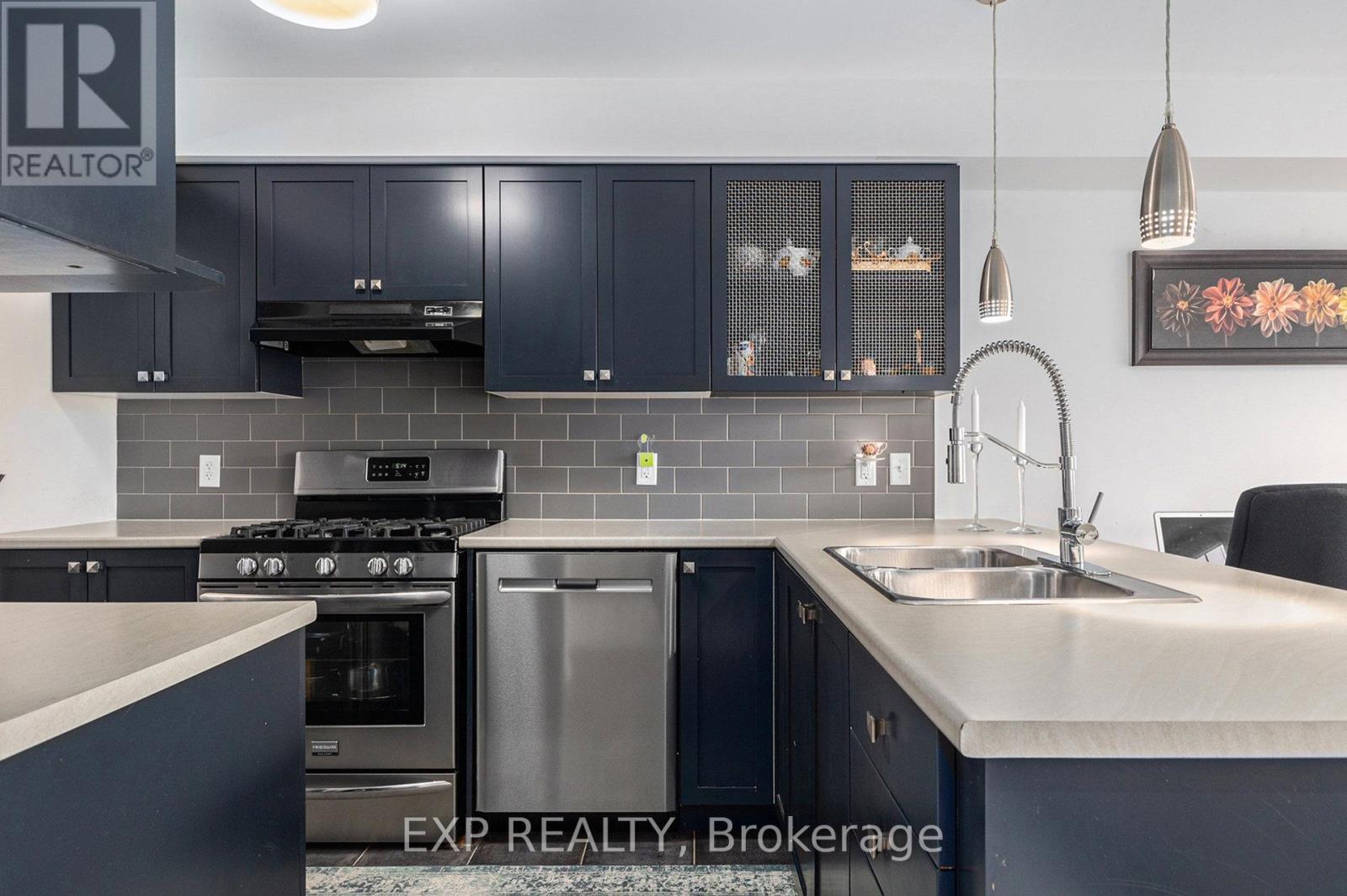 Photo 19 of 407 Heathrow Private, Ottawa ON