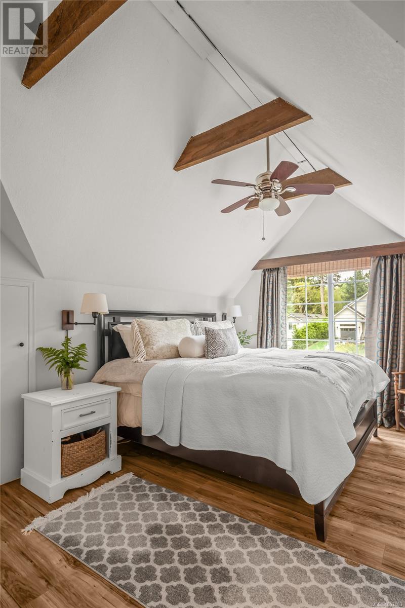 2620 Margate Ave, Oak Bay
