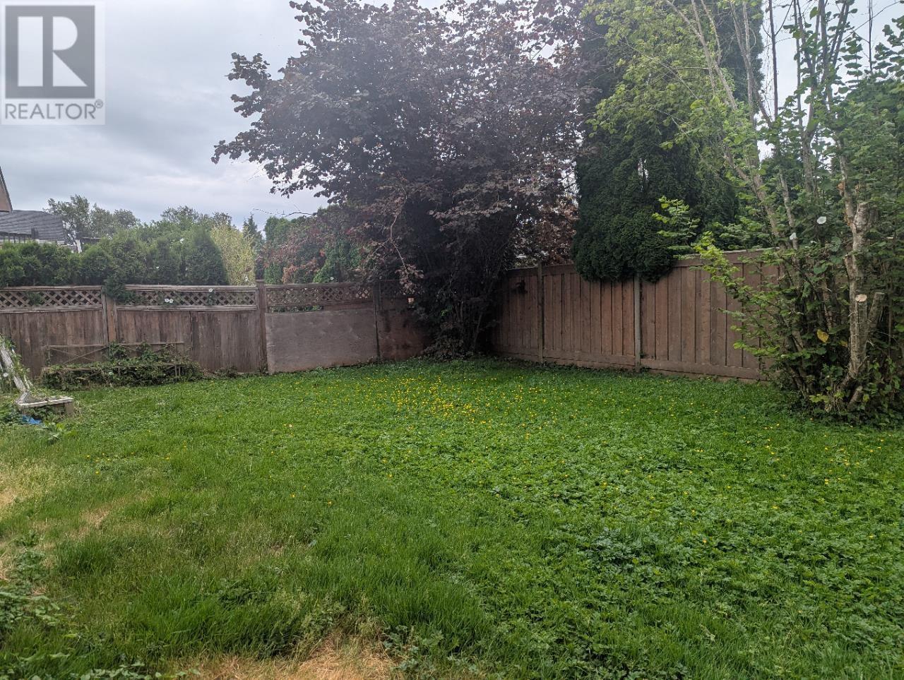 Photo 13 of 22964 Reid Avenue, Maple Ridge BC