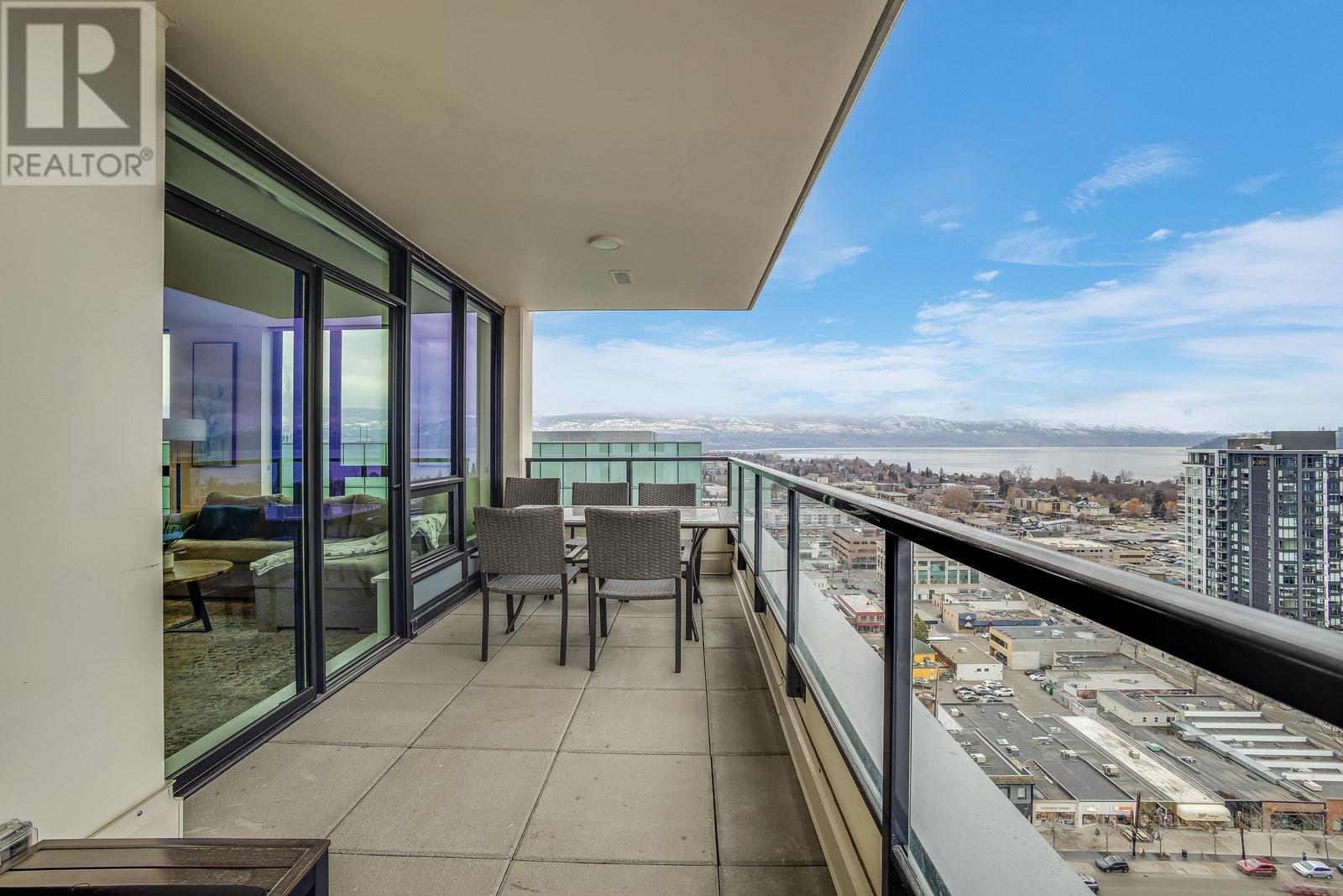 2203 1471 St Paul Street, Kelowna