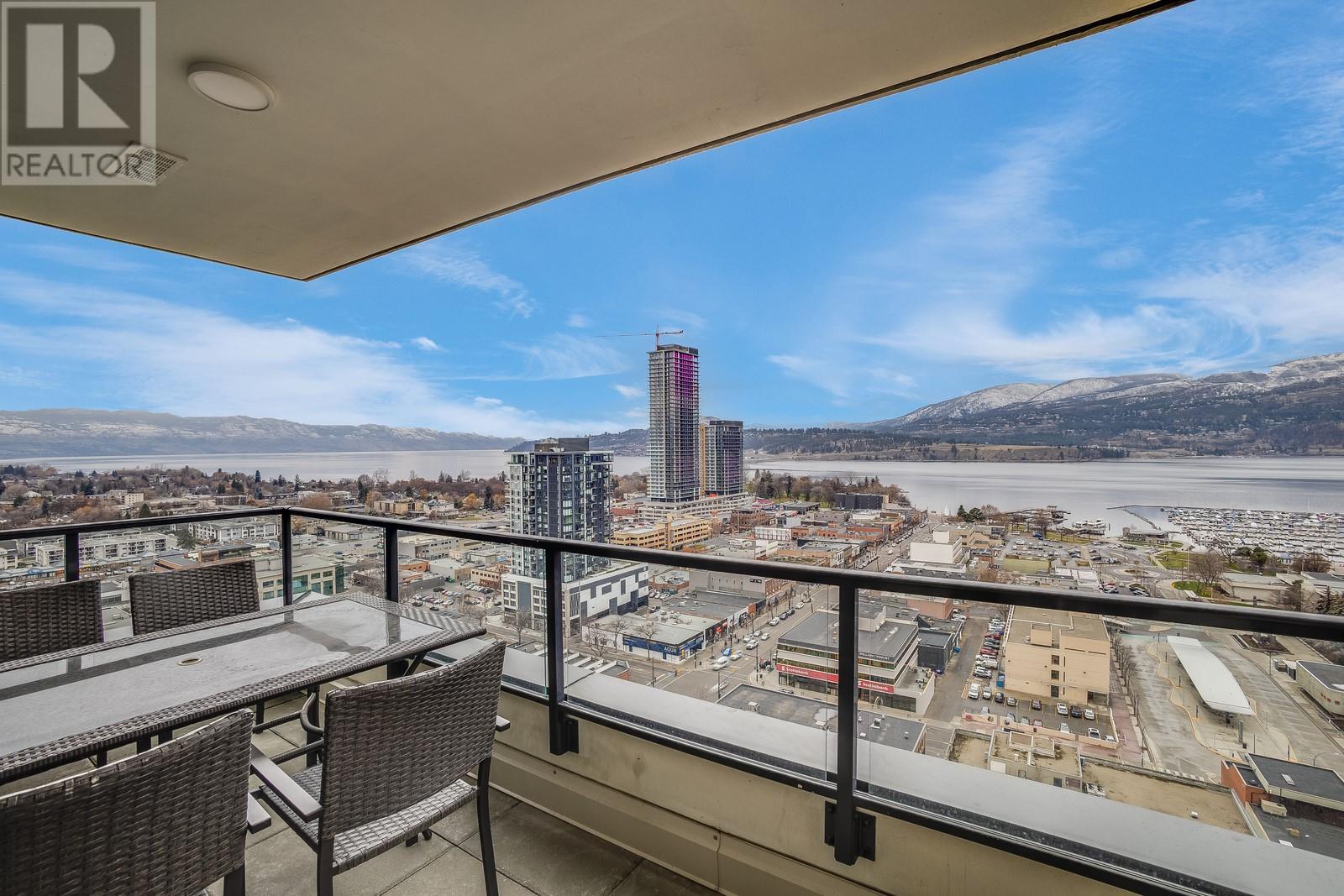 2203 1471 St Paul Street, Kelowna