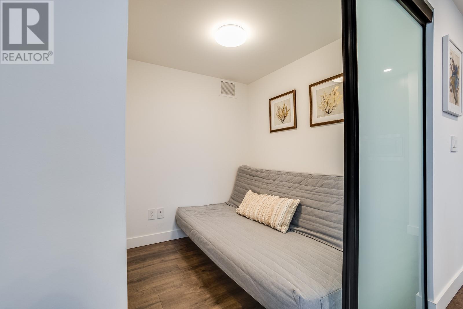 2203 1471 St Paul Street, Kelowna