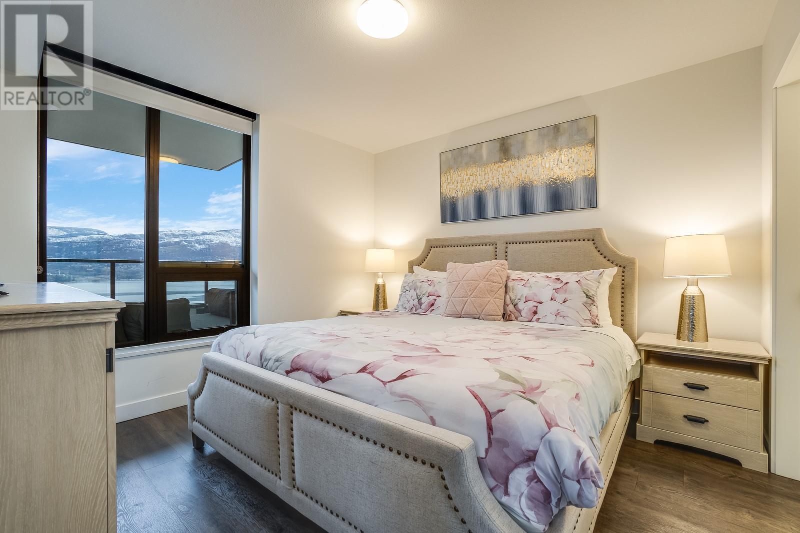 2203 1471 St Paul Street, Kelowna