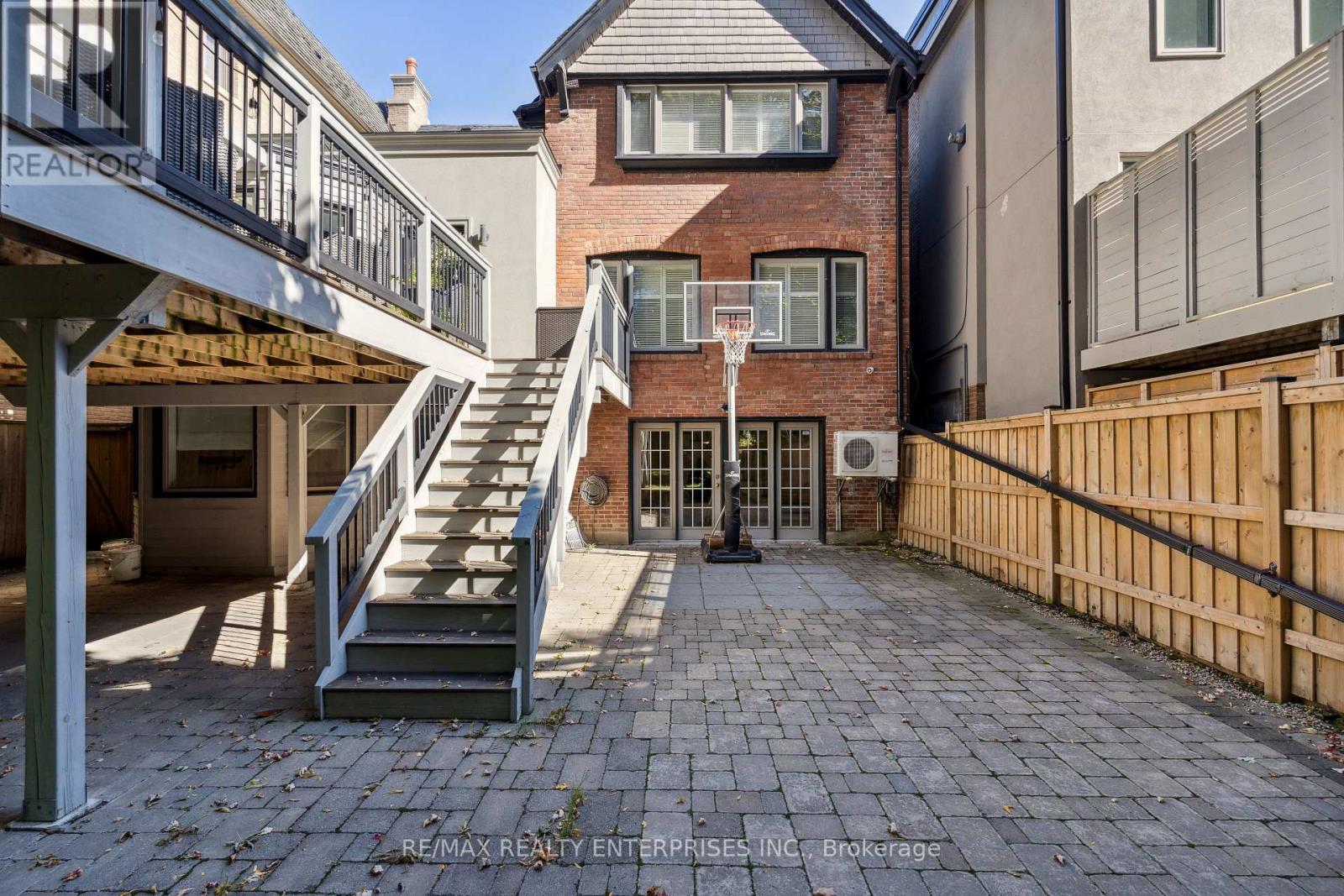Photo 31 of 70 Oriole Road, Toronto ON
