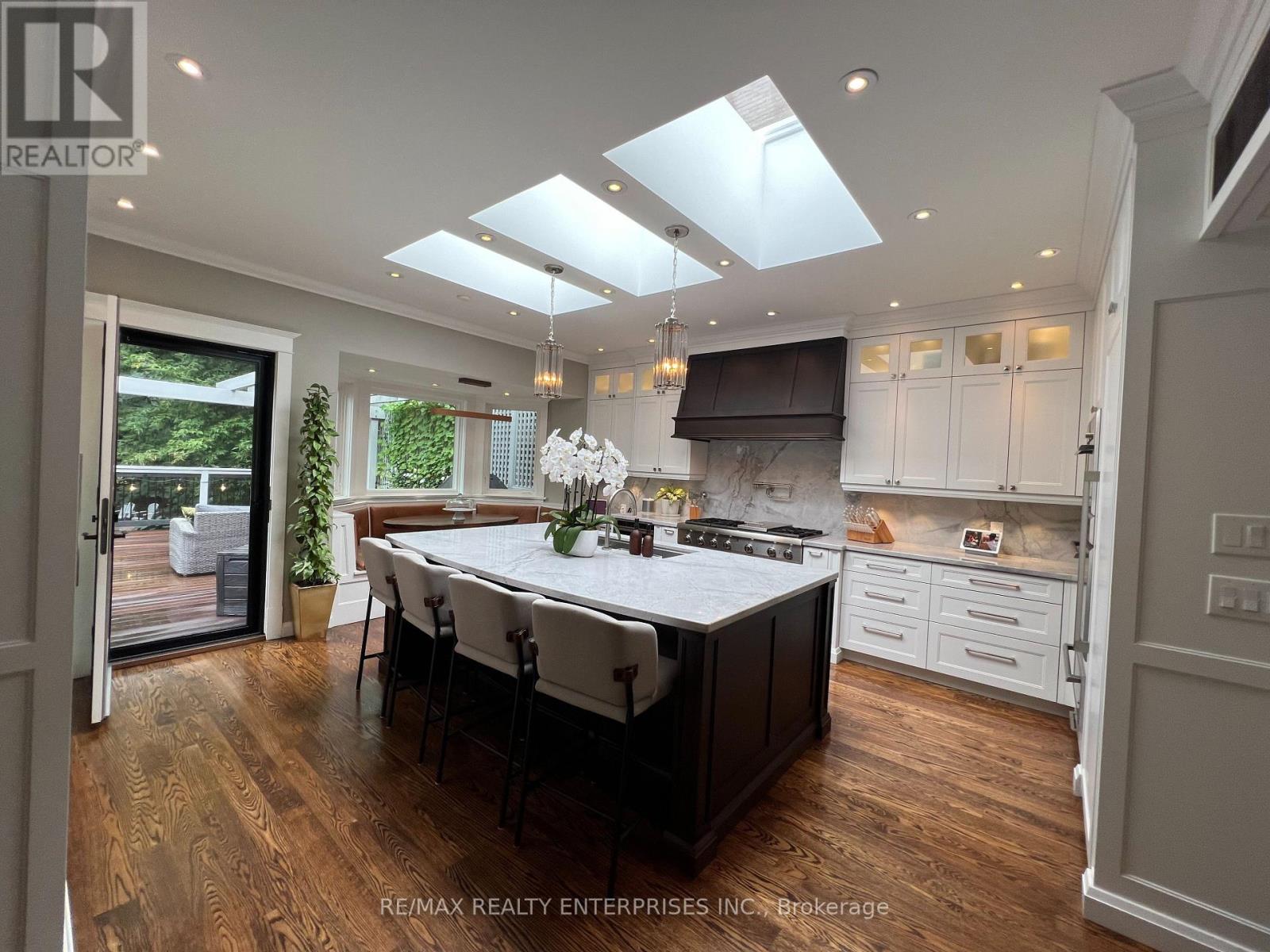 Photo 28 of 70 Oriole Road, Toronto ON