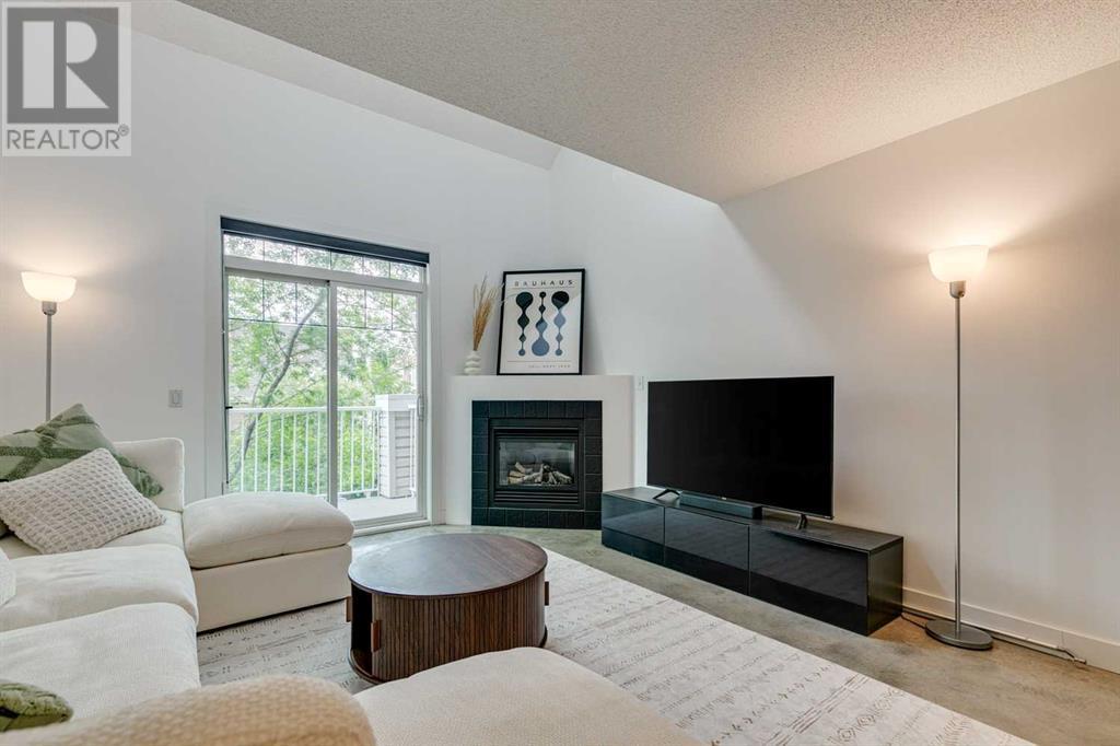 Single Family House Multi-level for Sale in    Avenue SW Altadore Calgary 