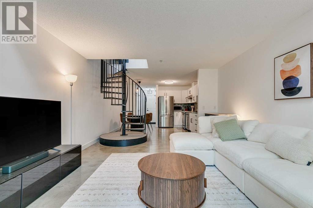 Single Family House Multi-level for Sale in    Avenue SW Altadore Calgary 