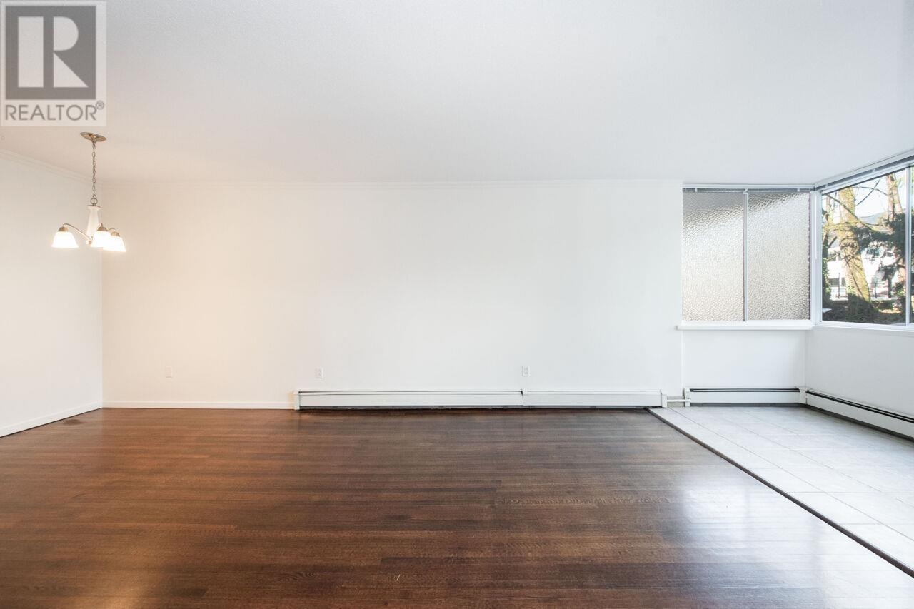 108 1425 ESQUIMALT AVENUE, West Vancouver