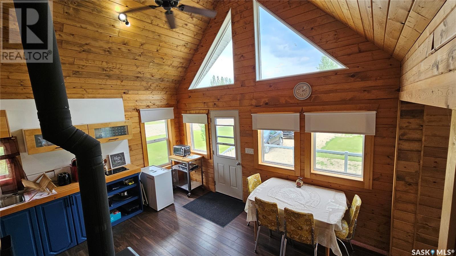 Photo 5 of 106 Lakeshore Drive, Three Lakes Rm No 400 SK