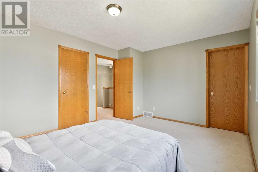 Single Family House for Sale in  Covewood Park NE Coventry Hills Calgary 