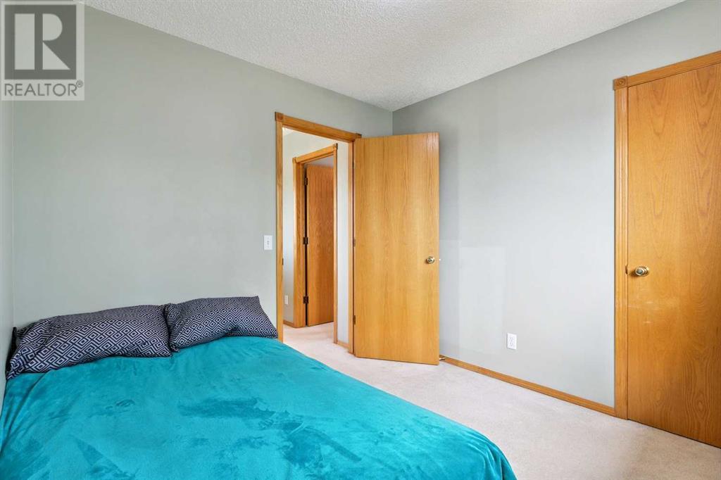 Single Family House for Sale in  Covewood Park NE Coventry Hills Calgary 