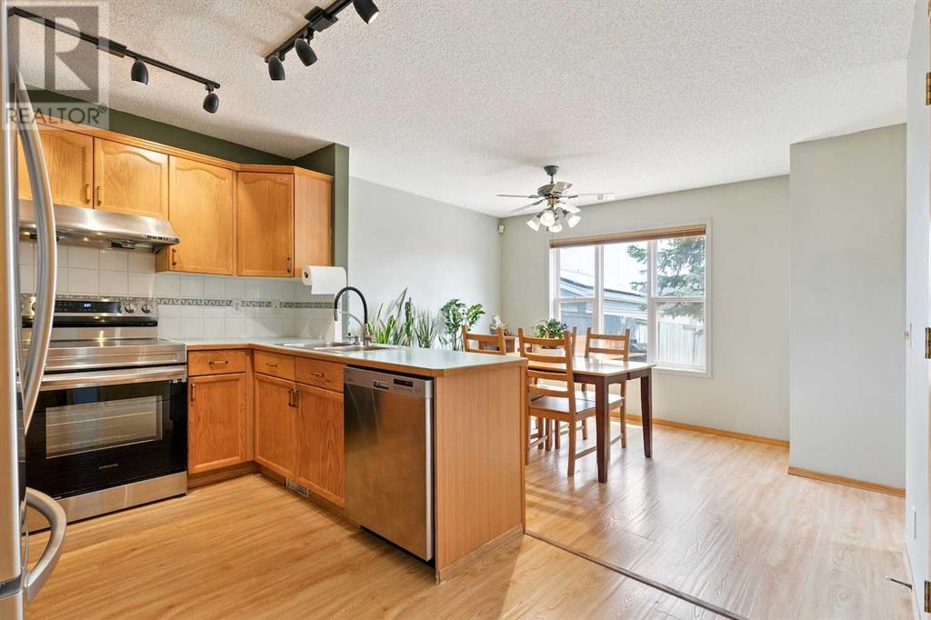 Single Family House for Sale in  Covewood Park NE Coventry Hills Calgary 