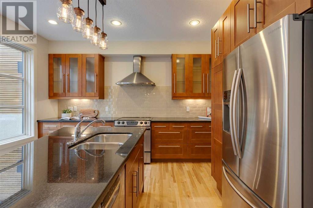 Single Family House for Sale in    Street SW Killarney/Glengarry Calgary 