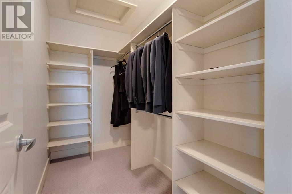 Single Family House for Sale in    Street SW Killarney/Glengarry Calgary 